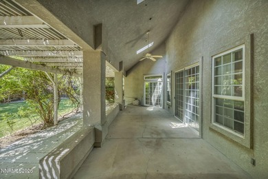 Stunning and expansive custom home on oversized lot in - photo 5