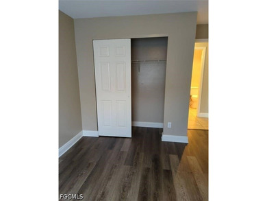 *DUPLEX INVESTMENT OPPORTUNITY IN DESIRABLE SW CAPE CORAL!* - photo 16