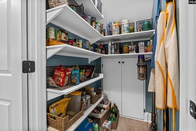 Nestled in the sought after Sheffield neighborhood, this - photo 18