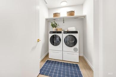 Open House Saturday, March 14: 12-3pm! Welcome to Loft 104, a