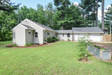 Welcome home to this well-maintained 2-bedroom, 2-bath home - photo 1