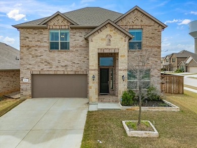 Situated on a north-facing corner lot, this beautifully - photo 3