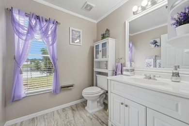 Beautifully updated throughout and move in ready! Open & - photo 25