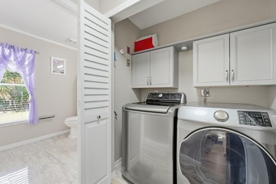 Beautifully updated throughout and move in ready! Open & - photo 26