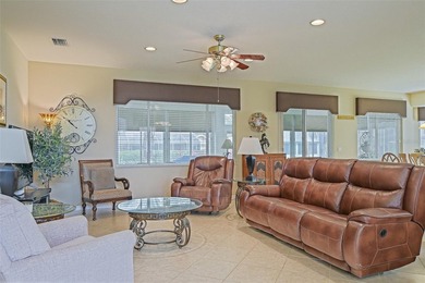 This beautiful Madeira model offers 2 bedrooms, 2 baths plus a - photo 33