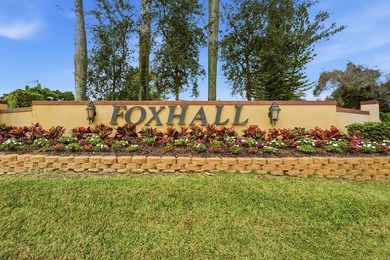 Beautifully updated throughout and move in ready! Open & - photo 34