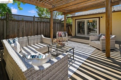 Perched peacefully above it all, this Mid-Century modern home - photo 35