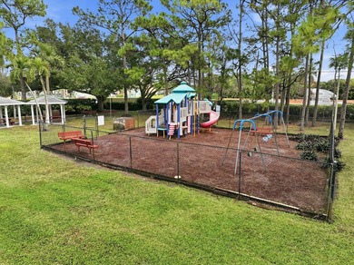 Beautifully updated throughout and move in ready! Open & - photo 35
