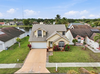 Beautifully updated throughout and move in ready! Open & - photo 37