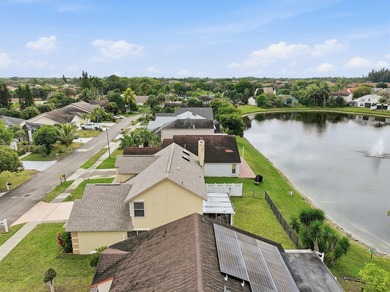 Beautifully updated throughout and move in ready! Open & - photo 39