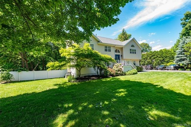 Amazing Huntington Village home perfect for large or extended - photo 3