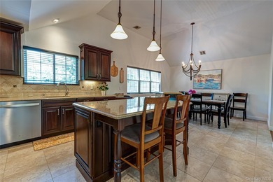 Amazing Huntington Village home perfect for large or extended - photo 4