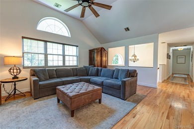 Amazing Huntington Village home perfect for large or extended - photo 10