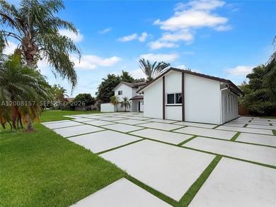 Beautiful and spacious residence located in one of the most - photo 4