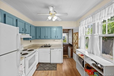 Enjoy beautiful waterview's from this delightful Cape Cod offers - photo 13