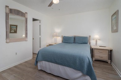 Welcome to this 2 bedroom townhome in San Marco Villas on - photo 17