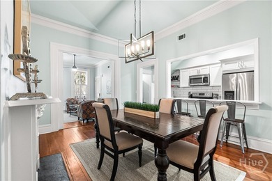 The most remarkable historic homes are rarely defined by a - photo 22