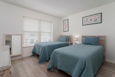 Welcome to this 2 bedroom townhome in San Marco Villas on - photo 22