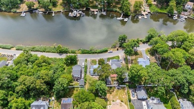 Enjoy beautiful waterview's from this delightful Cape Cod offers - photo 23