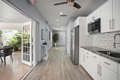 GEORGEOUS CUSTOM DESIGNED, DECORATED AND FURNISHED 3 BED TWO &