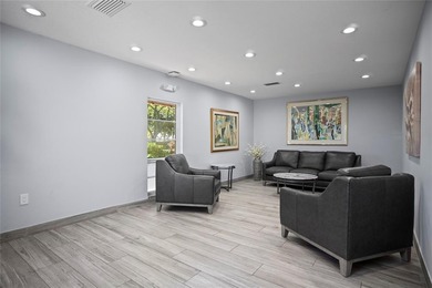 GEORGEOUS CUSTOM DESIGNED, DECORATED AND FURNISHED 3 BED TWO &