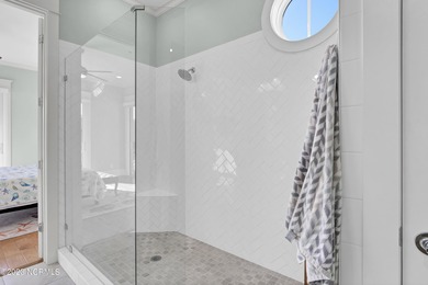 Now is your opportunity to move right in to this ''Turn-key''