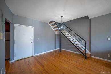 Welcome to this beautifully designed 2-bedroom, 2-full-bathroom - photo 9