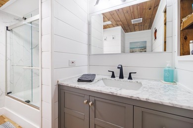 Beautiful lakeside 2-bedroom, 2-bathroom condo--arguably one of - photo 8