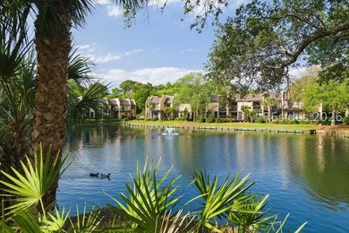 Nestled in the quietest & most private building in Island Club - photo 1