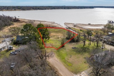 Lake Lot For Sale in Gun Barrel City, Texas