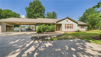 Lake Home For Sale in Jewett, Texas