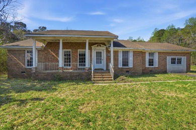 Looking for a private Lowcountry escape with room to grow? This - photo 1