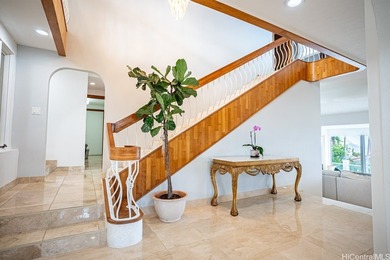 Within the prestigious gates of Hawaii Loa Ridge, this elegant - photo 4
