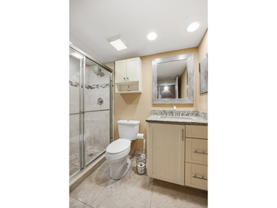 Beautifully updated first-floor condominium offering the perfect - photo 16