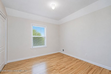 2 FAMILY Home HAS A 3 BEDROOM MAIN Unit & A 1 BEDROOM BASEMENT - photo 17
