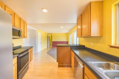 Nestled in the heart of the Olympic Peninsula, this unique 3 - photo 18