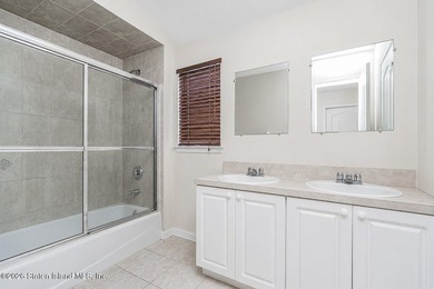 2 FAMILY Home HAS A 3 BEDROOM MAIN Unit & A 1 BEDROOM BASEMENT - photo 18