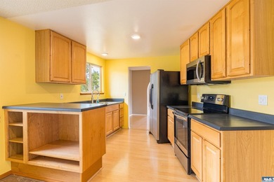 Nestled in the heart of the Olympic Peninsula, this unique 3 - photo 20