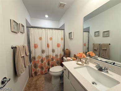 Welcome to this beautifully maintained two-story townhome - photo 29