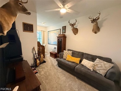 Welcome to this beautifully maintained two-story townhome - photo 30