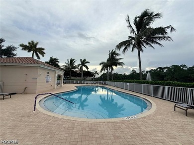 Welcome to this beautifully maintained two-story townhome - photo 33