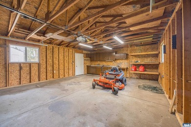 Nestled in the heart of the Olympic Peninsula, this unique 3 - photo 37