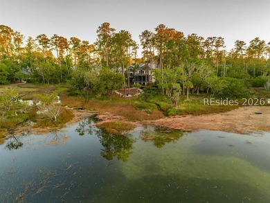 415 Corley Street is a coastal retreat that lives like a private - photo 3