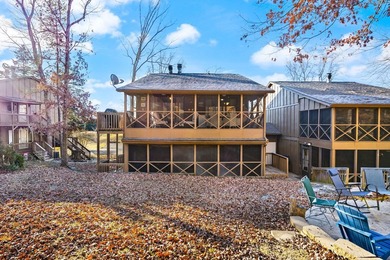Adorable well cared for upper level 2 bed 2 bath condo located - photo 8
