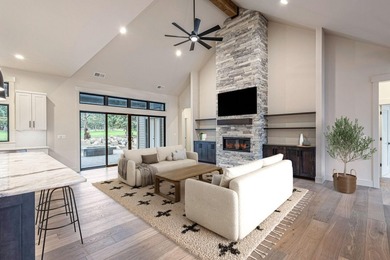 Stunning brand new single-level home located in one of Eagle - photo 9