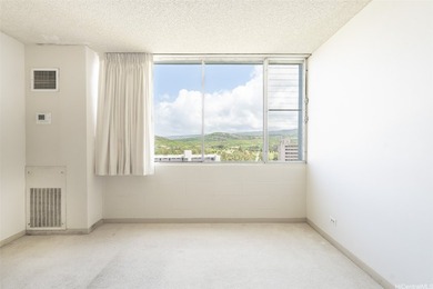 Welcome to Harbour Ridge in desirable Salt Lake! This 2-bedroom - photo 3