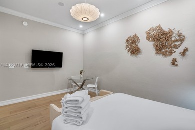 Experience luxury waterfront living in the heart of Las Olas - photo 22