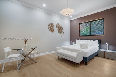 Experience luxury waterfront living in the heart of Las Olas - photo 23