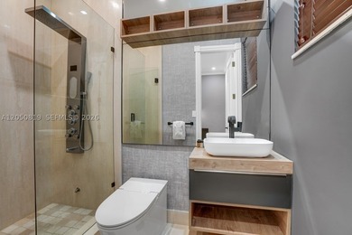 Experience luxury waterfront living in the heart of Las Olas - photo 26