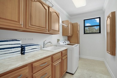 Experience luxury waterfront living in the heart of Las Olas - photo 32